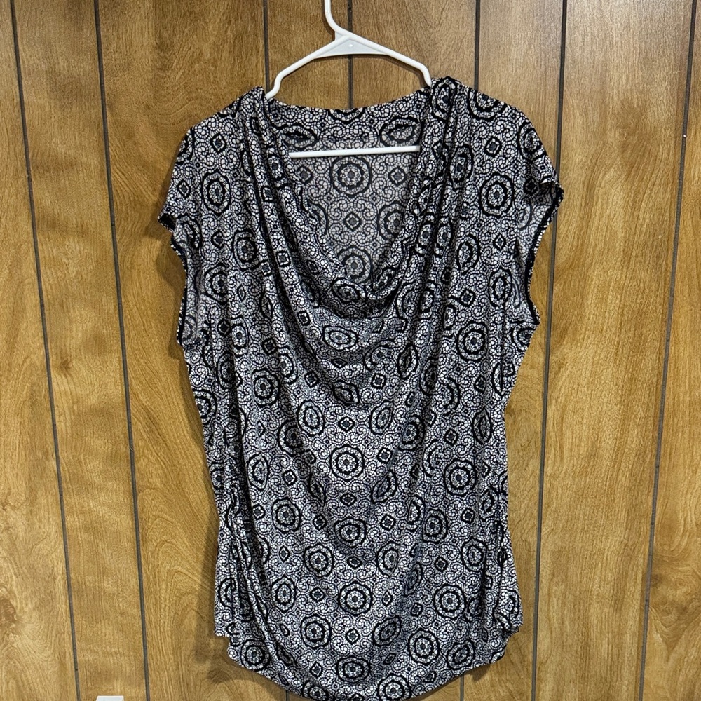 Worthington Black and White Floral Blouse
